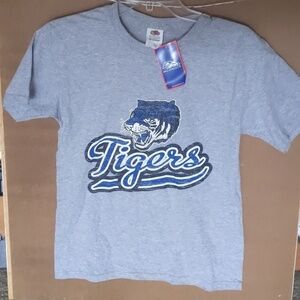 Tigers size L boys/unisex tshirt. Gray with blue tiger